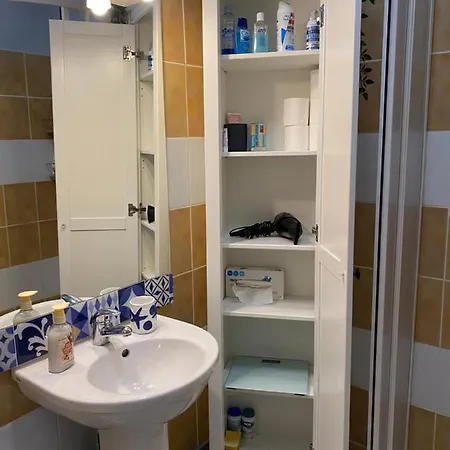 Meuble Tourisme Carmes 2 Etoiles, Entree Autonome,Wifi, Climatise, Petit Parking Prive Appartement Toulouse Buitenkant foto
