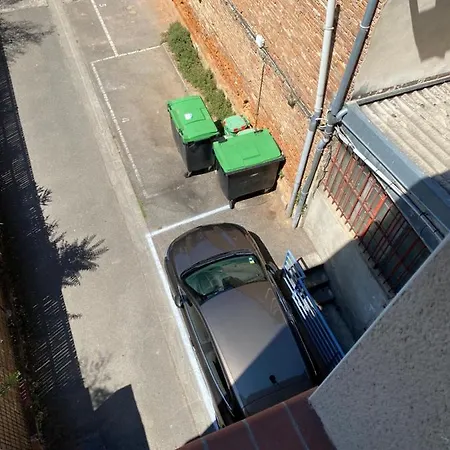 Meuble Tourisme Carmes 2 Etoiles, Entree Autonome,Wifi, Climatise, Petit Parking Prive Appartement Toulouse Buitenkant foto