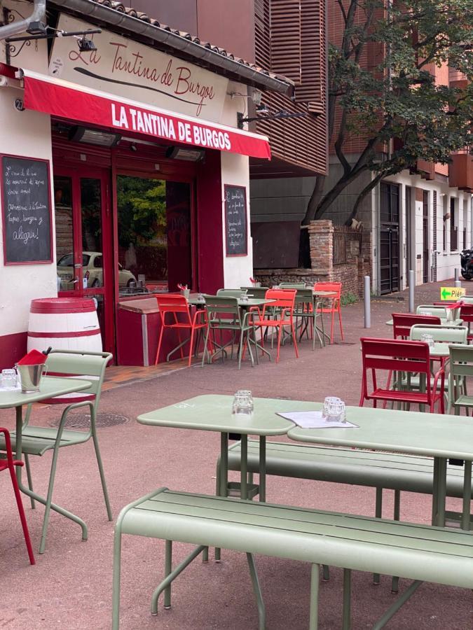 Apartment Meuble Tourisme Carmes 2 Etoiles, Entree Autonome,wifi, Climatise, Petit Parking Prive