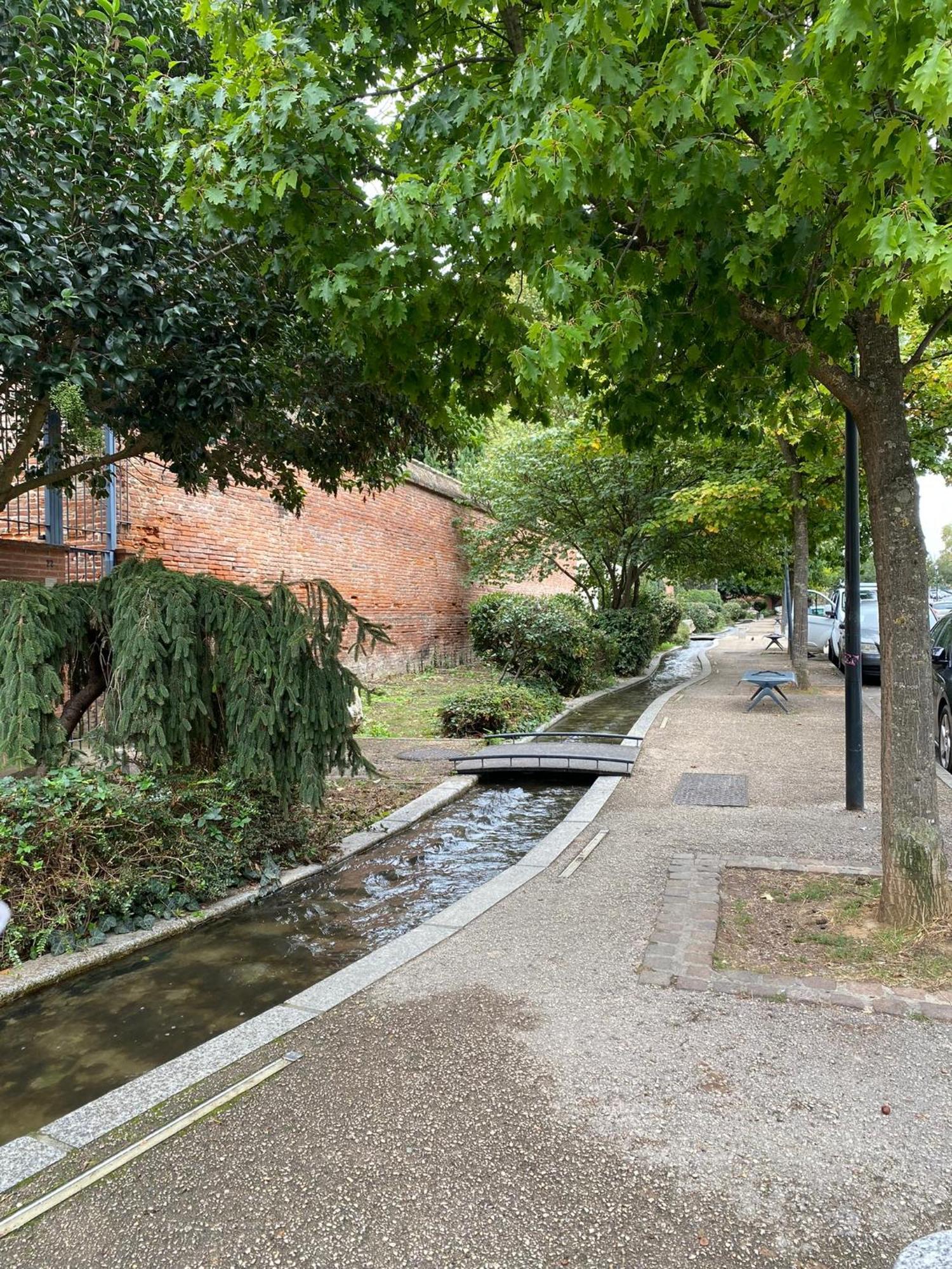 Meuble Tourisme Carmes 2 Etoiles, Entree Autonome,wifi, Climatise, Petit Parking Prive Apartment Toulouse
