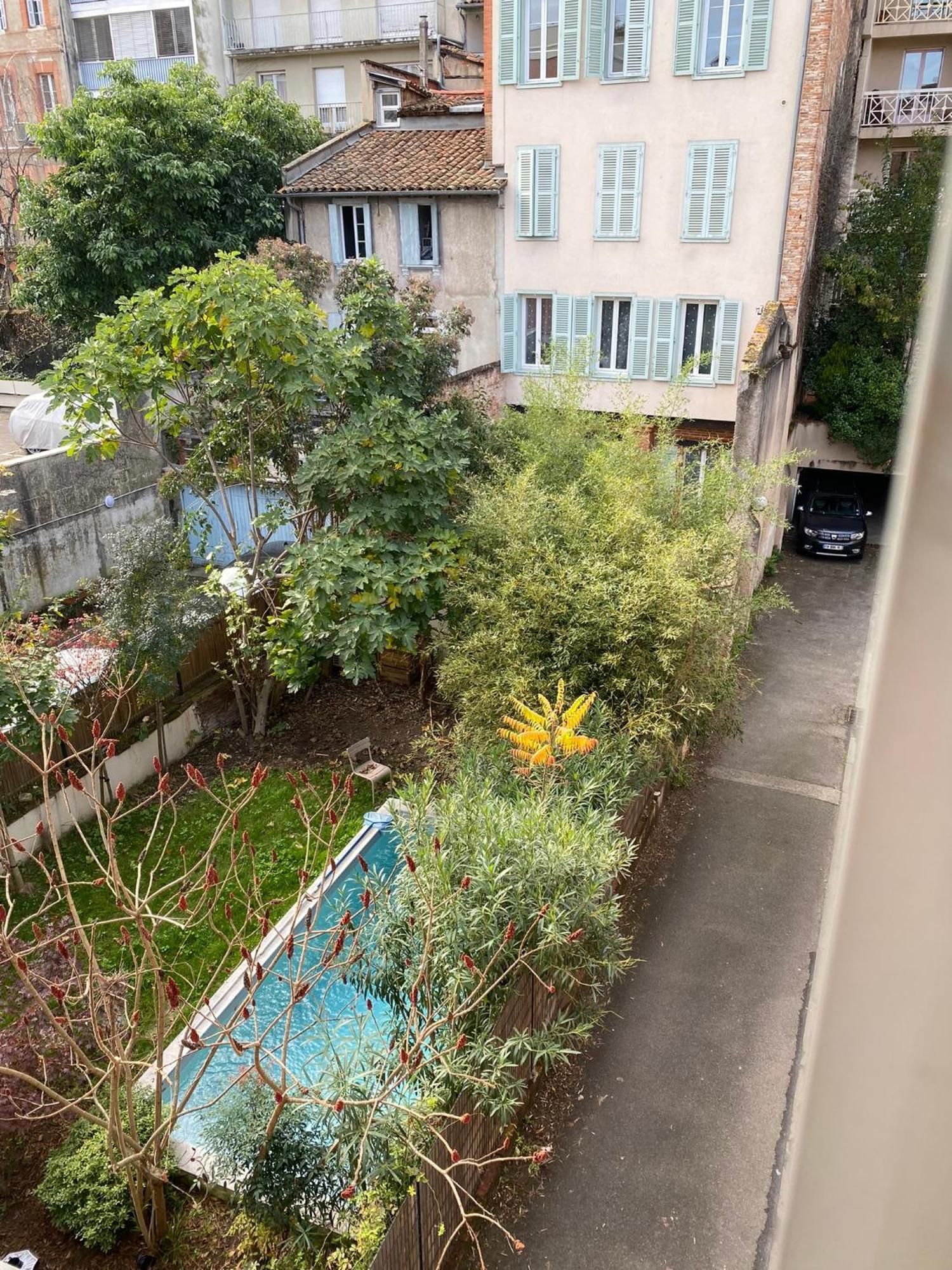 Apartment Meuble Tourisme Carmes 2 Etoiles, Entree Autonome,wifi, Climatise, Petit Parking Prive *